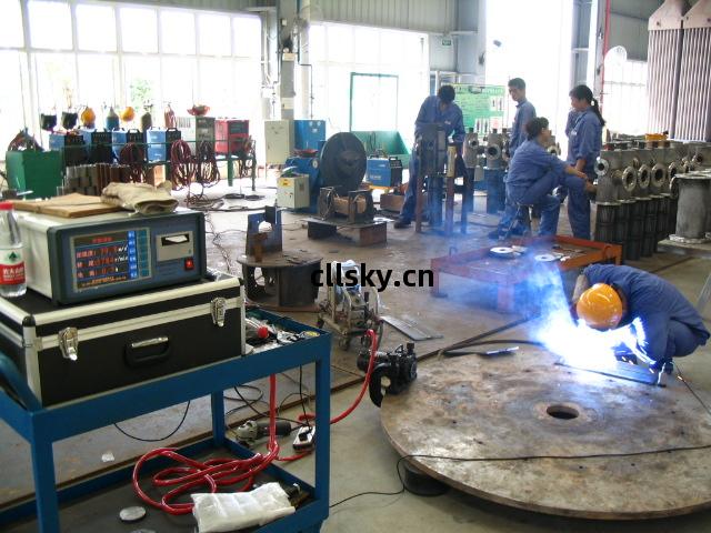 定量式(shi)振(zhen)動時(shi)效設備在重(zhong)工(gong)行(xing)業(ye)的(de)應用(yong)